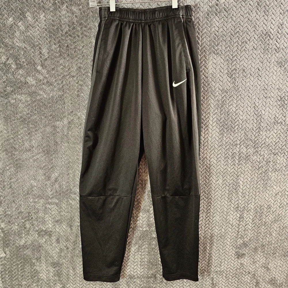 Nike kids athletic